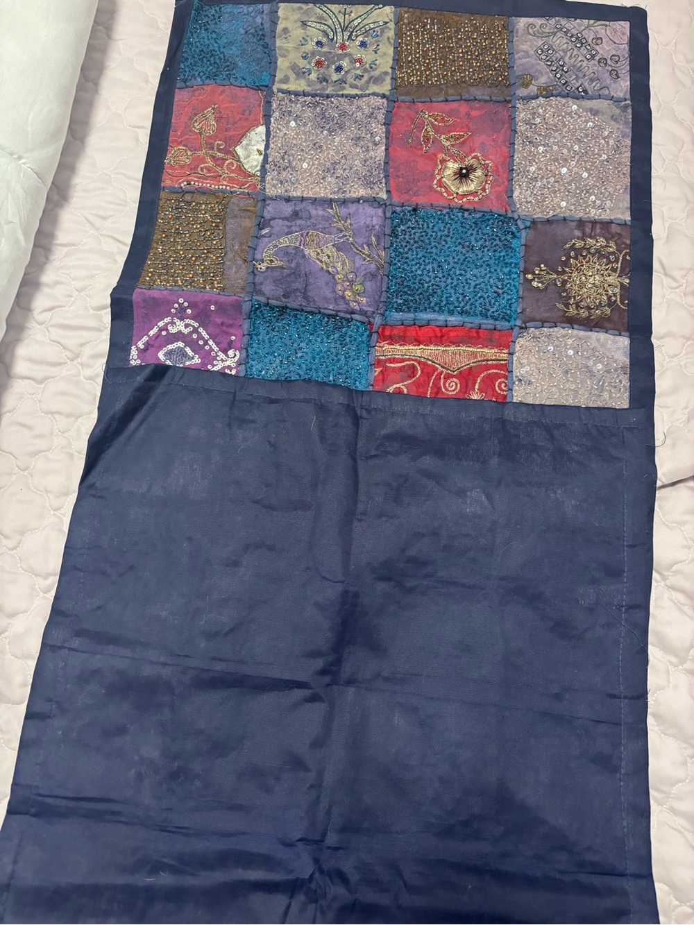 Handmade Table Runner Indian Design - Picture 5 of 6
